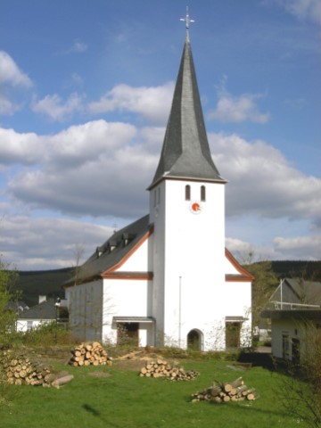 “Bäume weichen Jugendheim”