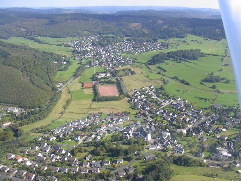 Wandern auf dem „Sonnenweg“ / Erstbegehung und Eröffnung am 1. Juni 2008