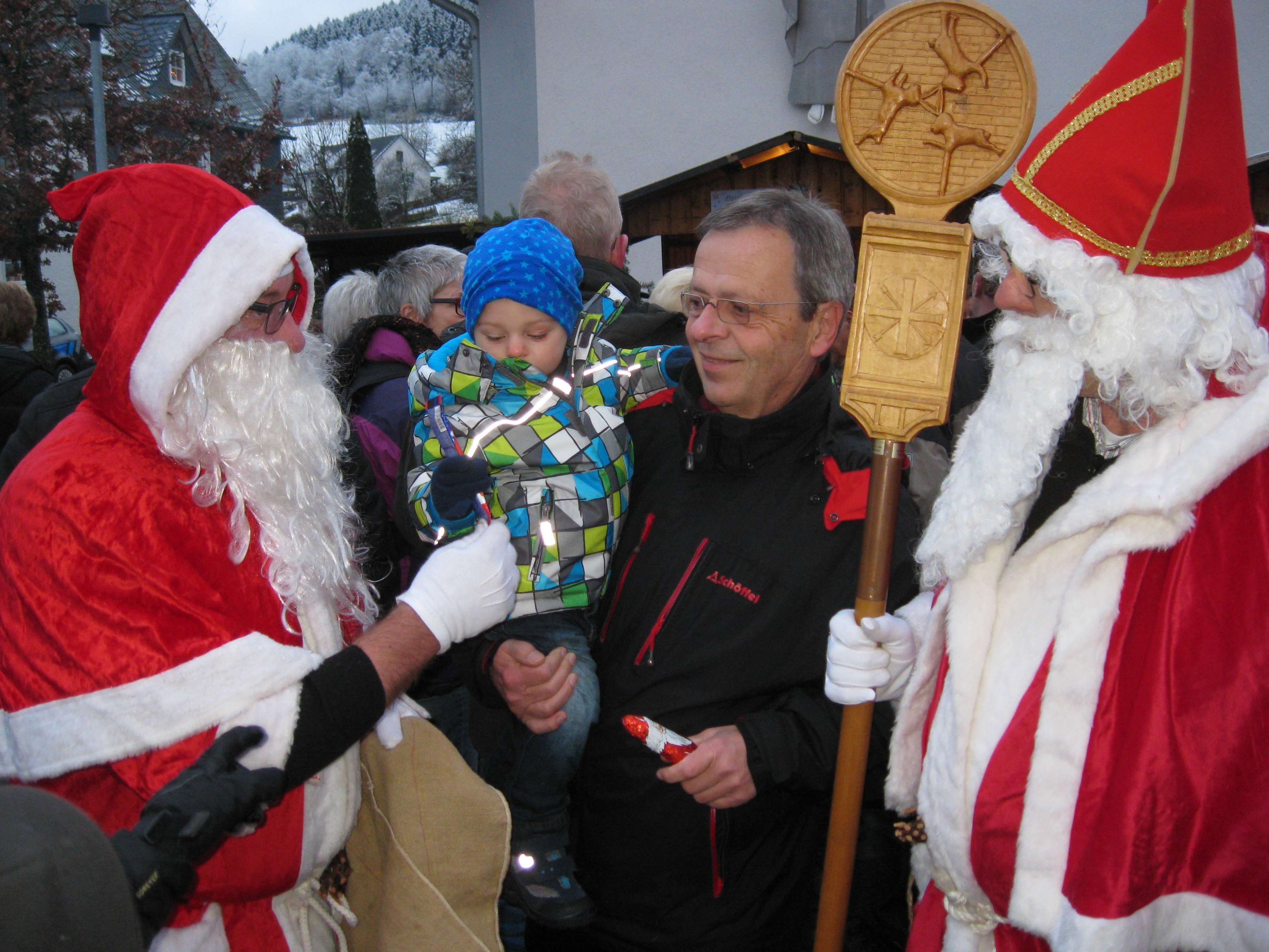 35. Weihnachtsmarkt lockte zahlreiche Besucher