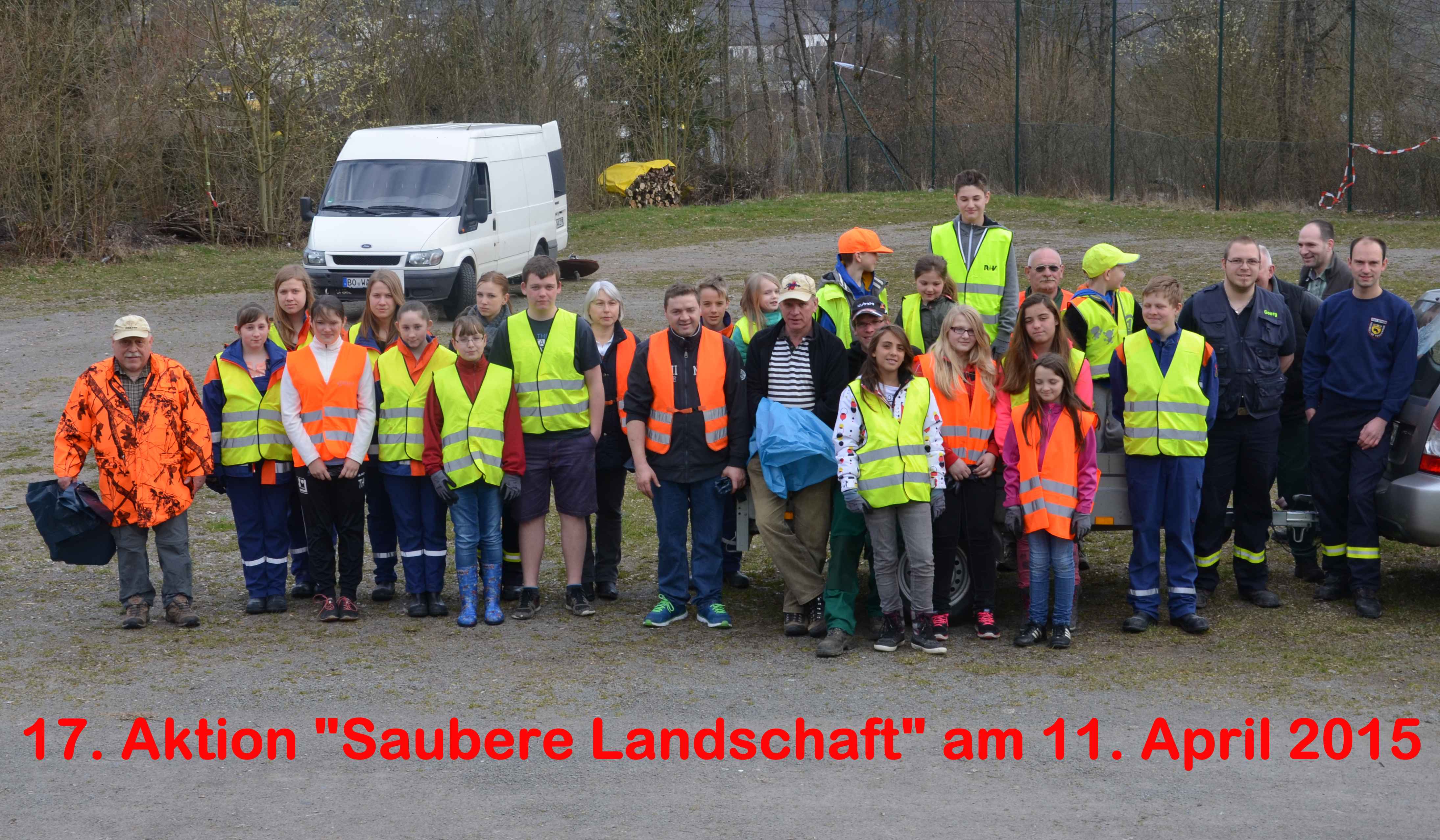 35 Helfer sammelten rund um Irmgarteichen 35 Helfer sammelten rund um Irmgarteichen