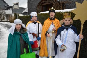 „Segen bringen, Segen sein“ – Sternsinger überbringen Segenswunsch nach altem Brauch „Segen bringen, Segen sein“ – Sternsinger überbringen Segenswunsch nach altem Brauch