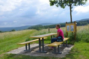 Wanderung zur Sommersonnenwende Wanderung zur Sommersonnenwende